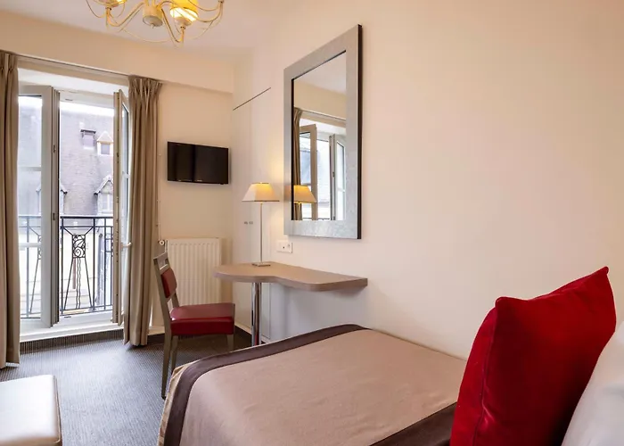 생 피에르 2* 파리