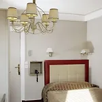Saint Pierre Hotel 2*