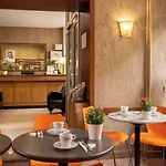 Saint Pierre Hotel Parigi