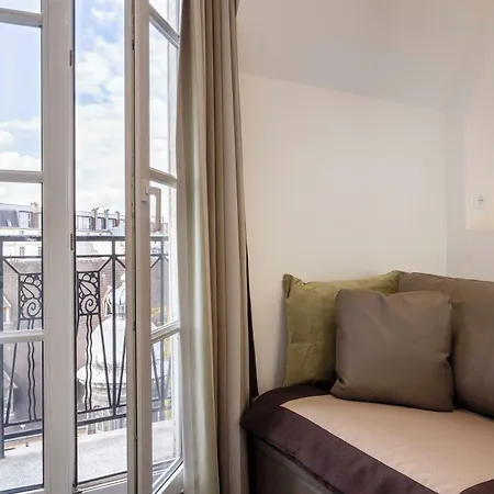 Saint Pierre Hotel Paris