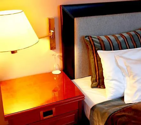 Hotel Saint Pierre 2*