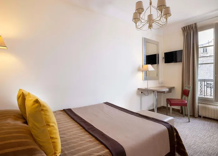 Saint Pierre 2* Paris