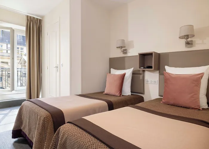 Saint Pierre Hotel Paris