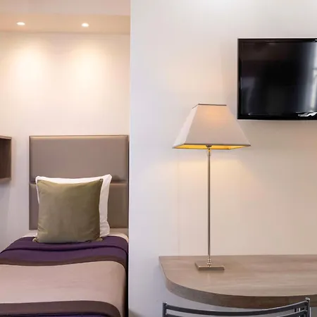 Hotel Saint Pierre 2*