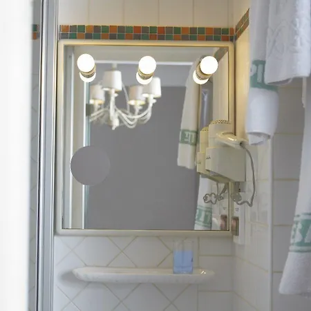 Saint Pierre 2* Parigi