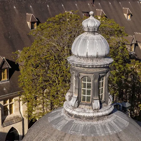 Hotel Saint Pierre 2*