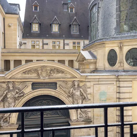 Saint Pierre Hotel 2*