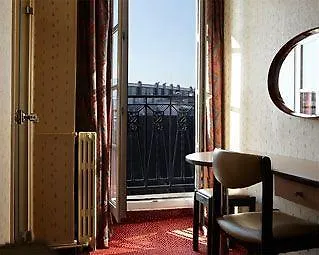 Otel Saint Pierre 2*